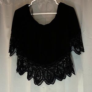Black Off Shoulder Crop Top. Size L